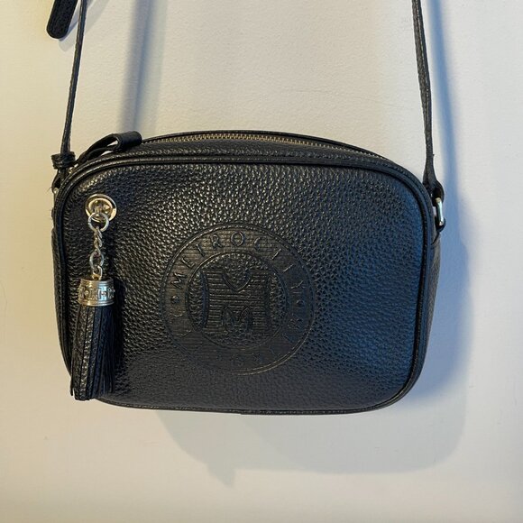 MetroCity Full Grain Leather Camera Crossbody Bag in Black - Preowned - Picture 1 of 14